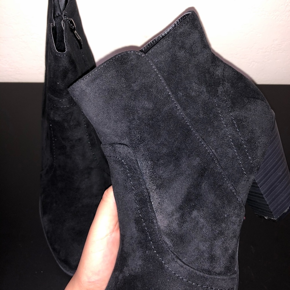 Booties - Picture 4 of 4